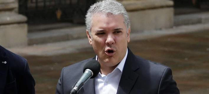 Κολομβία: Ο πρόεδρος Ντούκε δήλωσε ότι περιμένει από τον ELN την απελευθέρωση όλων των ομήρων